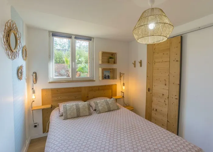 Wood'N Sea Surf Lodge - Auberge De Jeunesse